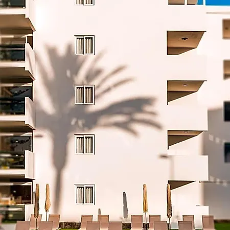 Hotel apartamentowy Roca -
